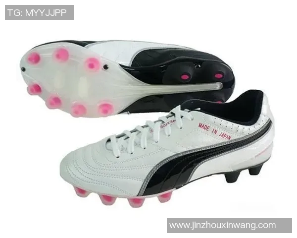 足球明星手套大揭秘这些品牌和款式你绝对不能错过